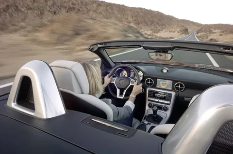 Mercedes-Benz SLK 200 2015 view 12
