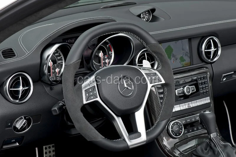 Mercedes-Benz SLK 55 AMG 2011 front view