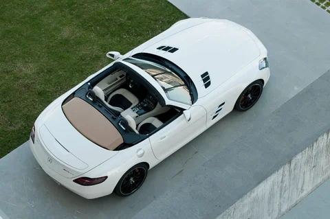 Mercedes-Benz SLS AMG Roadster 2011 view 5