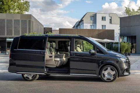 Mercedes-Benz Třída V V 250 d Extra Long 2024 view 3