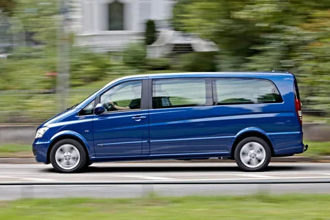 Mercedes-Benz Viano Extra Long CDI 2.0 Trend Functional 2010 view 7
