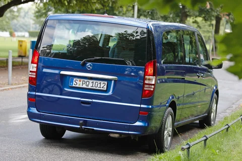 Mercedes-Benz Viano Extra Long CDI 2.0 Trend Functional 2010 view 9