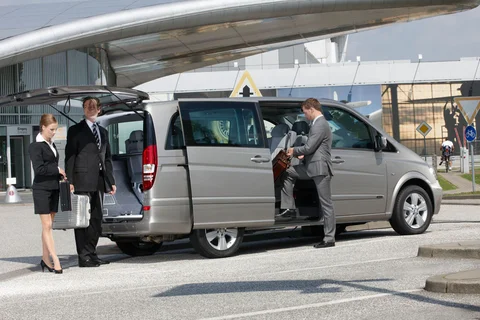 Mercedes-Benz Viano Extra Long CDI 2.0 Trend Functional 2010 view 11