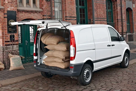Mercedes-Benz Vito Extra Long 110 CDI Functional 2010 view 2