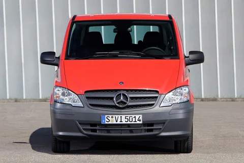 Mercedes-Benz Vito Long 122 CDI 2010 view 5