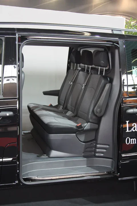 Mercedes-Benz Vito Extra Long 110 CDI Functional 2010 view 5