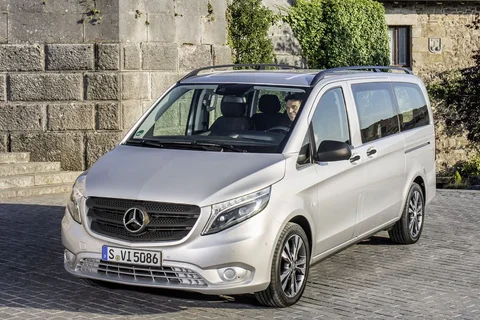 Mercedes-Benz Vito eVito Extra Long 2020 view 4