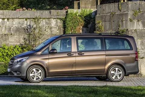 Mercedes-Benz Vito eVito Extra Long 2020 view 7