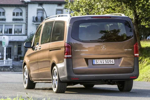 Mercedes-Benz Vito eVito Extra Long 2020 view 8