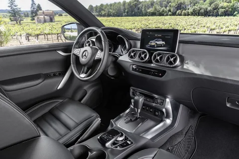 Mercedes-Benz Třída X X 220 d Pure 2018 view 7