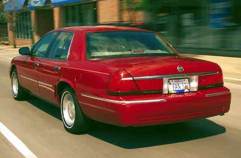 Mercury Grand Marquis Grand Marquis 2000 view 3