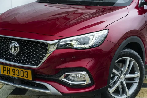 MG EHS Luxury 2020 view 10