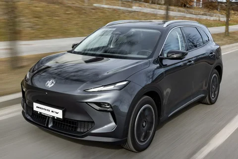 MG S5 Standard Range Comfort 2025 view 9