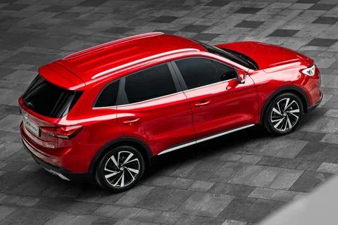 MG ZS Hybrid+ Standard 2024 view 3