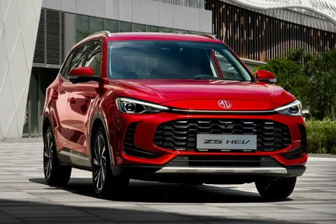 MG ZS Hybrid+ Standard 2024 view 8
