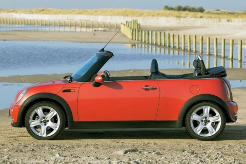Mini Cabrio Cooper S Chili 2004 view 4