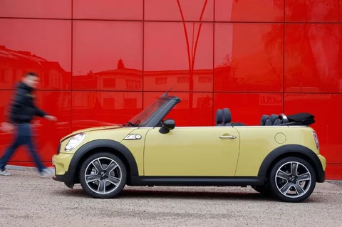 Mini Cabrio Cooper S Chili 2009 view 6
