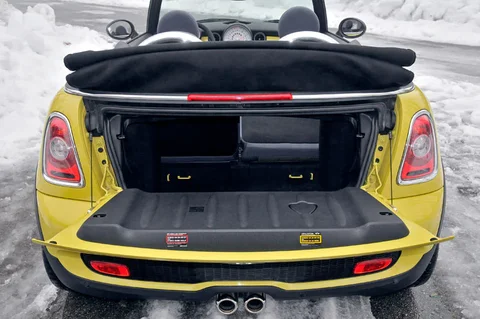 Mini Cabrio Cooper Chili 2010 view 2