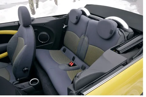 Mini Cabrio Cooper Chili 2010 view 3