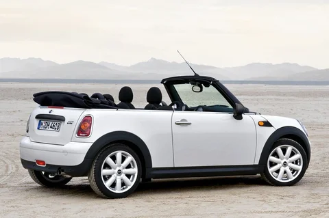Mini Cabrio One Chili 2010 view 3