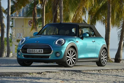 Mini Cabrio Cooper 2016 view 3