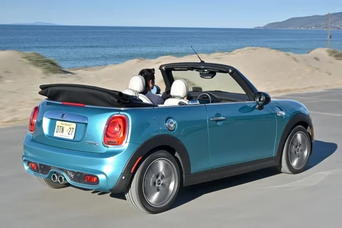 Mini Cabrio Cooper 2016 view 10
