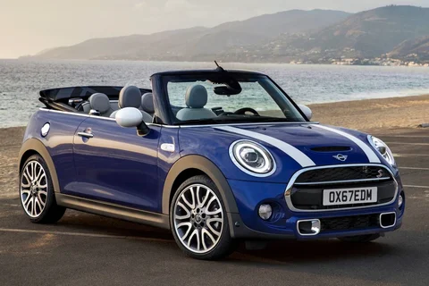 Mini Cabrio Cooper S 2018 view 4