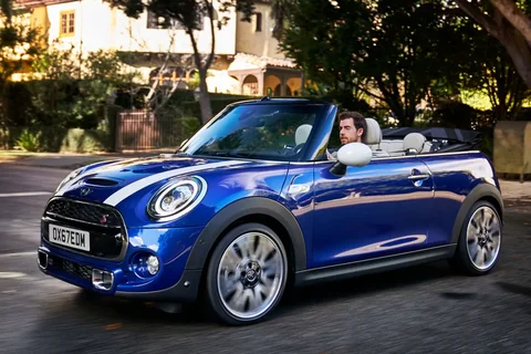 Mini Cabrio Cooper S 2018 view 8