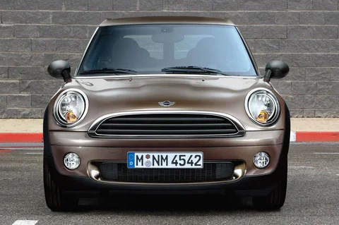 Mini Clubman One 2009 view 3