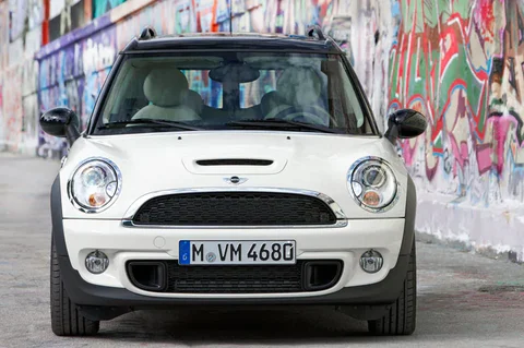 Mini Clubman Cooper SD 2011 view 6
