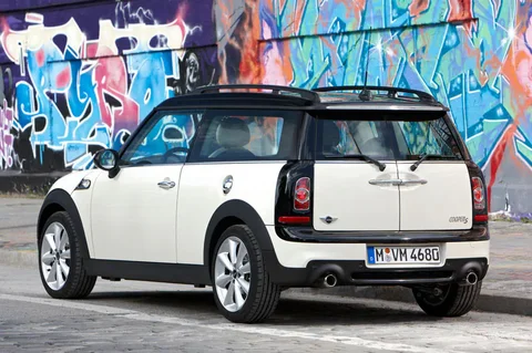 Mini Clubman Cooper SD 2011 view 7
