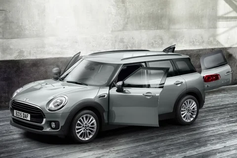 Mini Clubman Cooper D 2015 view 9