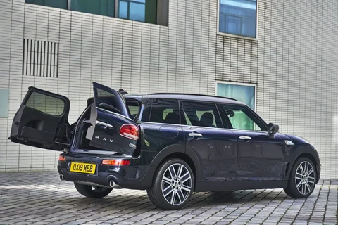 Mini Clubman One 2019 view 4