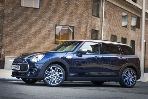 Mini Clubman One 2019 view 10