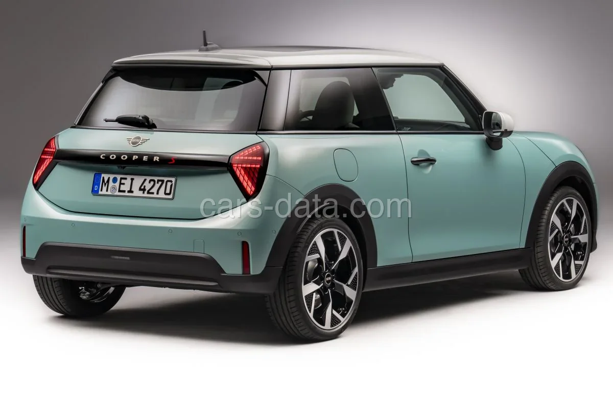 Mini Cooper S Oxford Edition 2026 compatta vista frontale