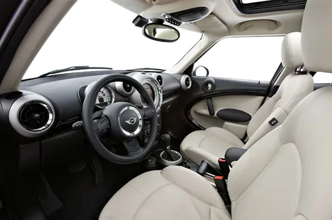 Mini Countryman Cooper Pepper 2010 view 2
