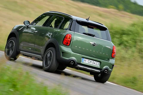Mini Countryman Cooper D ALL4 2014 view 5