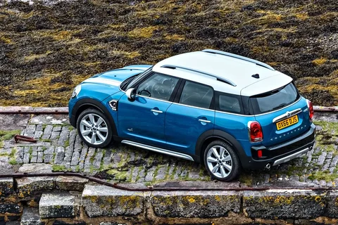Mini Countryman One D 2018 view 3