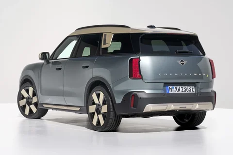 Mini Countryman C Blackyard Edition 2025 view 2