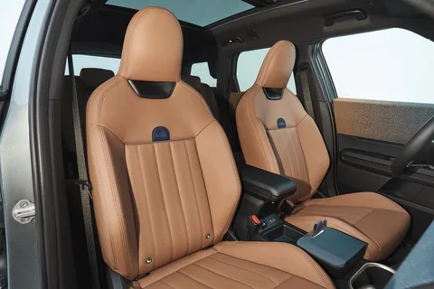 Mini Countryman C Blackyard Edition 2025 view 9