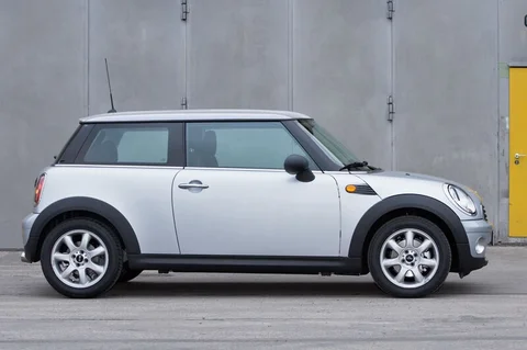 Mini Mini One 55kW Minimalism Line Salt 2010 view 8