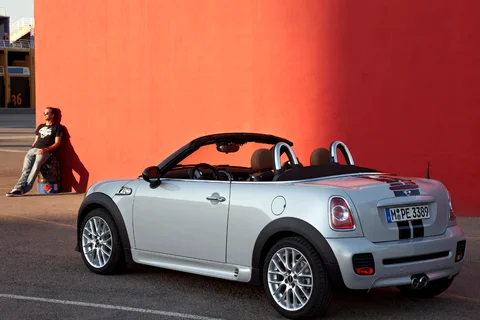 Mini Roadster John Cooper Works 2012 view 9