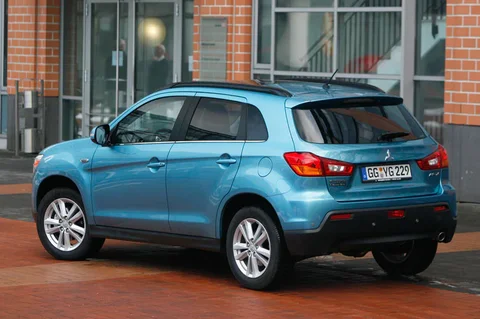 Mitsubishi ASX 1.6 ClearTec Intense 2010 view 4
