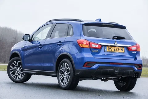 Mitsubishi ASX 1.6 ClearTec Entry 2018 view 3