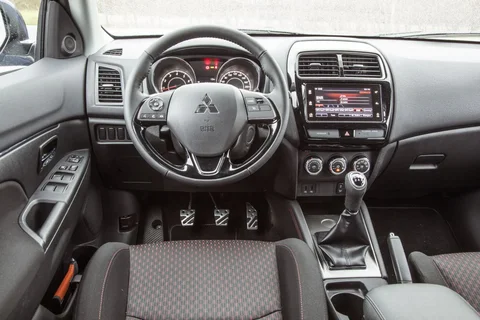 Mitsubishi ASX 1.6 ClearTec Entry 2018 view 9
