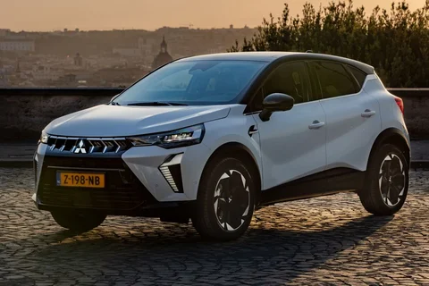 Mitsubishi ASX 1.6 HEV First Edition 2024 view 8