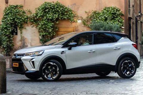 Mitsubishi ASX 1.6 HEV First Edition 2024 view 9