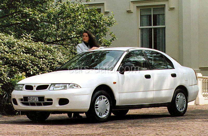 Mitsubishi Carisma 1.6i 1995 front view