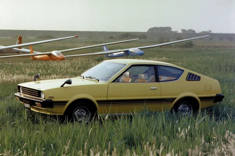 Mitsubishi Celeste 2000 GT 1976 view 3