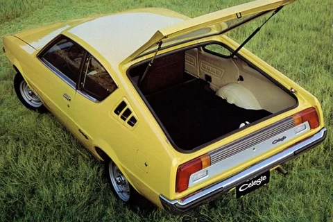 Mitsubishi Celeste 2000 GT 1976 view 4
